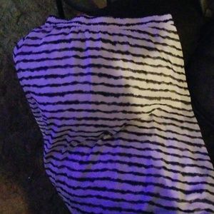 Old Navy black/white knee length skirt